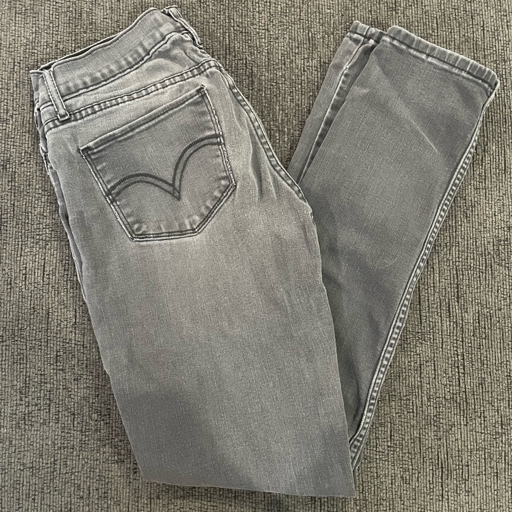 Levi's Women's Light Gray Ankle Jeans